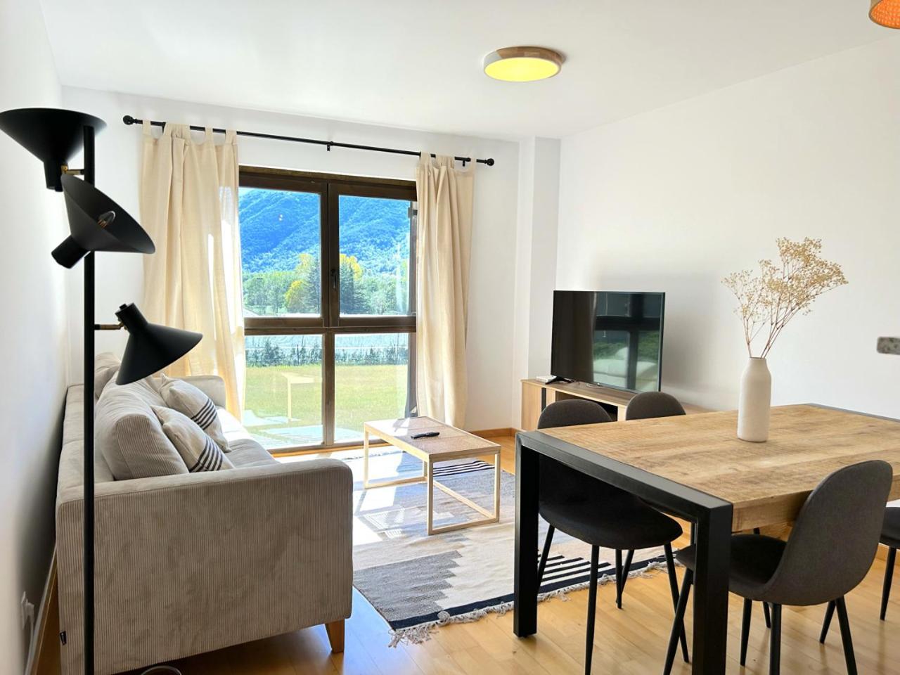 Modern I Familiar Apartament A Esterri D'Aneu By Rural D'Aneu Екстер'єр фото